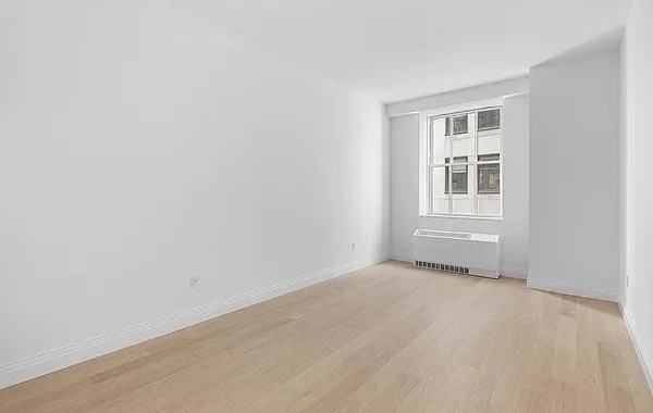 Wall St #1032 - Photo 4 of 20