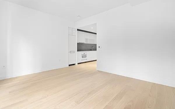 Wall St #1514 - Photo 2 of 19