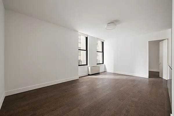 Broad St #16I - Photo 4 of 20