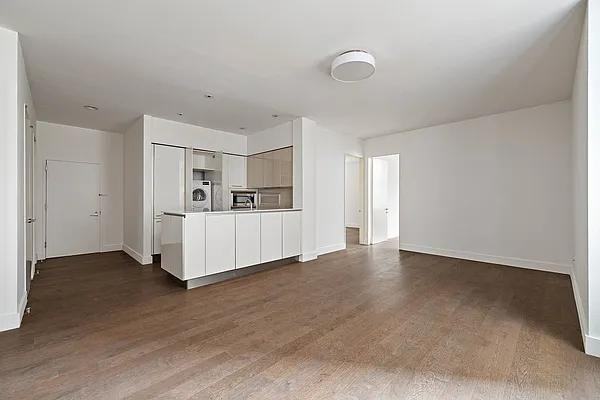 Broad St #16I - Photo 6 of 20