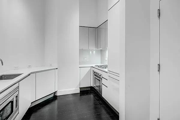 Broad St #5D - Photo 4 of 20