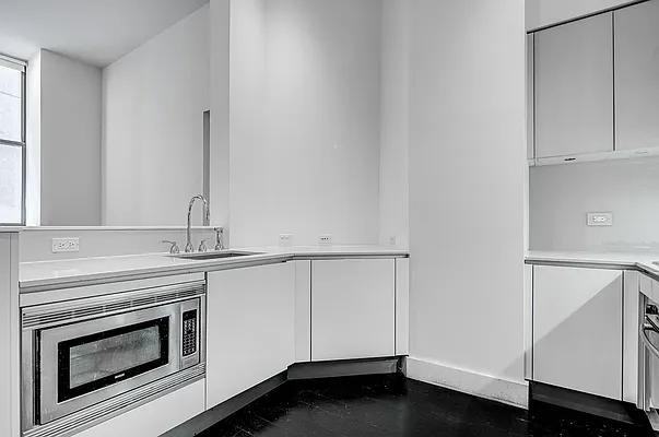 Broad St #5D - Photo 5 of 20