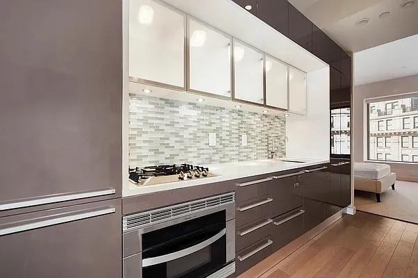 Wall St #23H - Photo 3 of 20