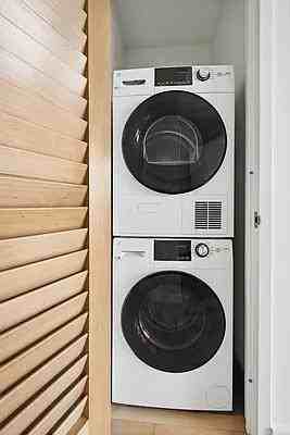 Spruce St #50N - Photo 5 of 19