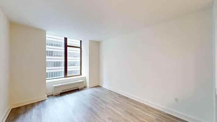 Hanover Sq #19F - Photo 2 of 10