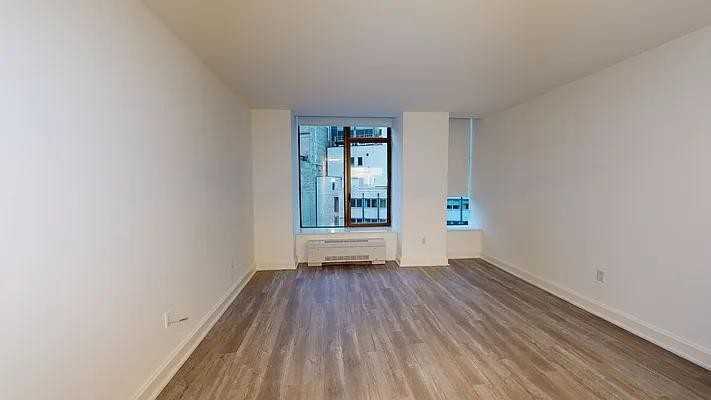 Hanover Sq #23N - Photo 3 of 20