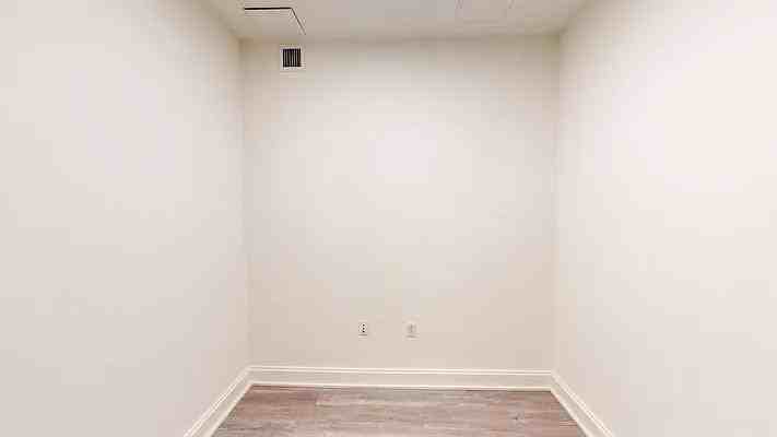 Hanover Sq #23N - Photo 4 of 20