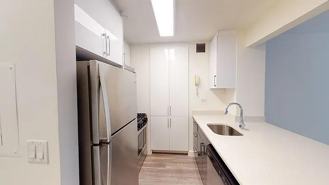 10 Hanover Sq #08R - Photo 1 of 1