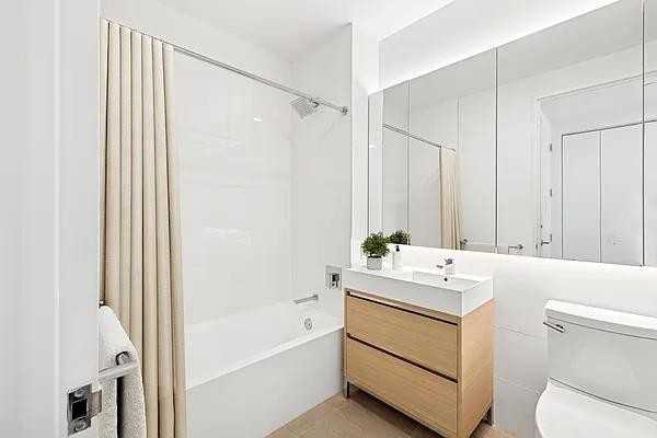 Broad St #1812 - Photo 3 of 20