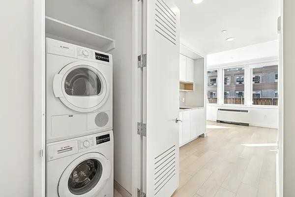 Broad St #1812 - Photo 4 of 20