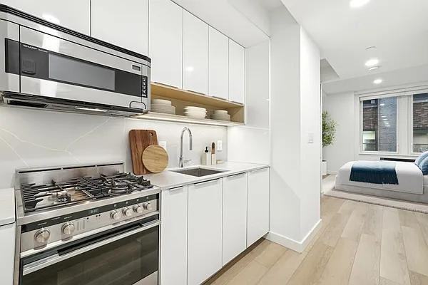 Broad St #2410 - Photo 2 of 18