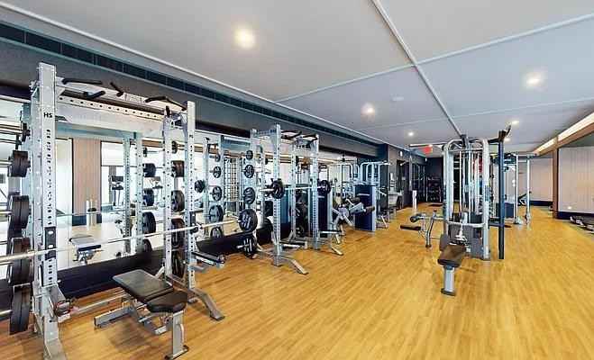 Wall St #821 - Photo 4 of 16