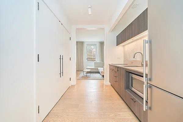 William St #202 - Photo 6 of 20