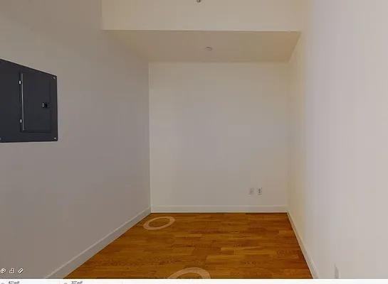 Leonard St #0717 - Photo 6 of 8