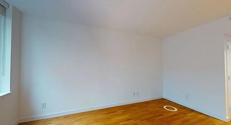 Leonard St #1010 - Photo 2 of 14