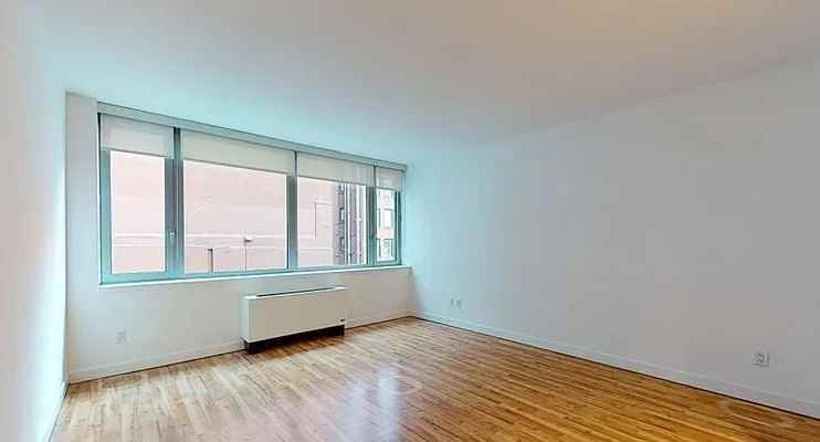 Leonard St #1007 - Photo 2 of 7