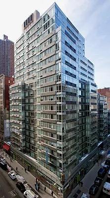 Leonard St #0611 - Photo 6 of 8