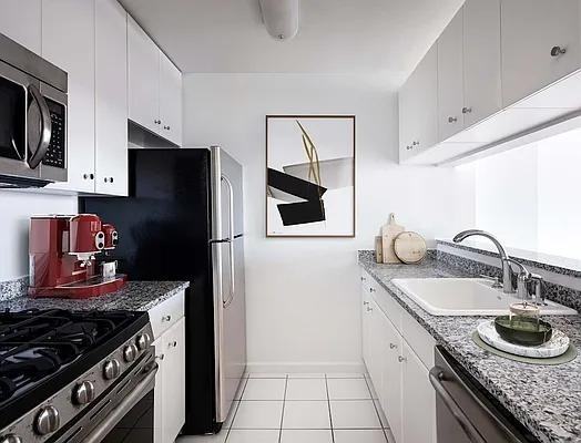 Chambers St #017L - Photo 4 of 20