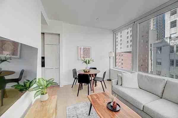 Water St #1507 - Photo 2 of 20