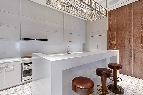 Dutch St #17G - Photo 3 of 20