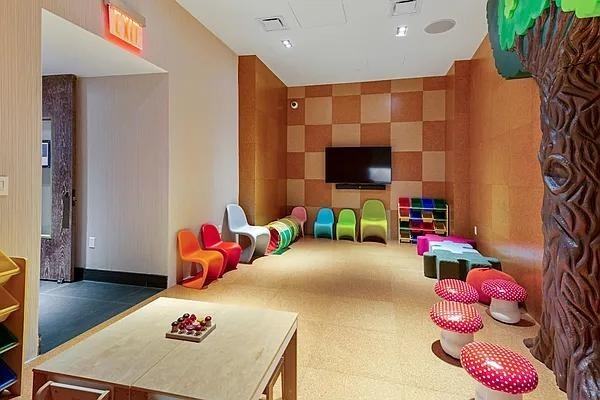 Dutch St #59E - Photo 4 of 20