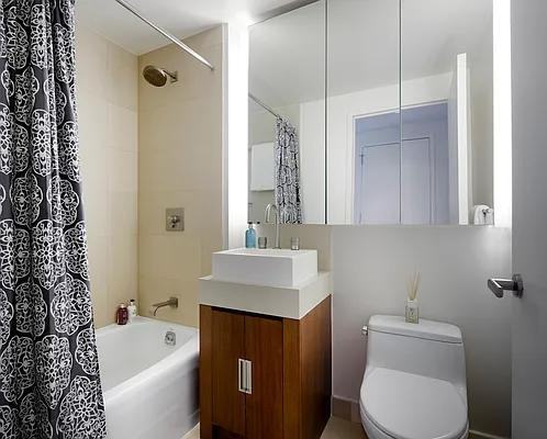 W 17th St #401 - Photo 3 of 20