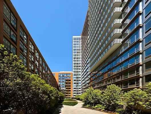 W 17th St #426 - Photo 7 of 20