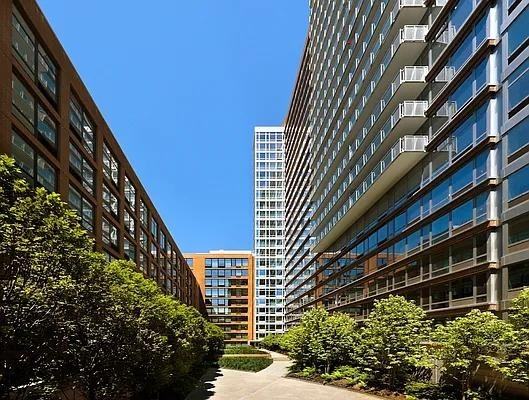 W 17th St #933 - Photo 7 of 20