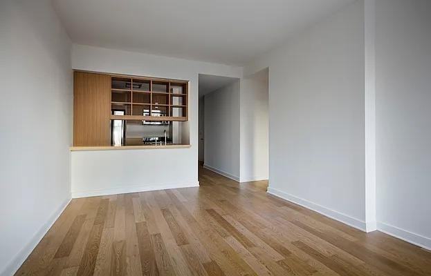 W 17th St #743 - Photo 3 of 20