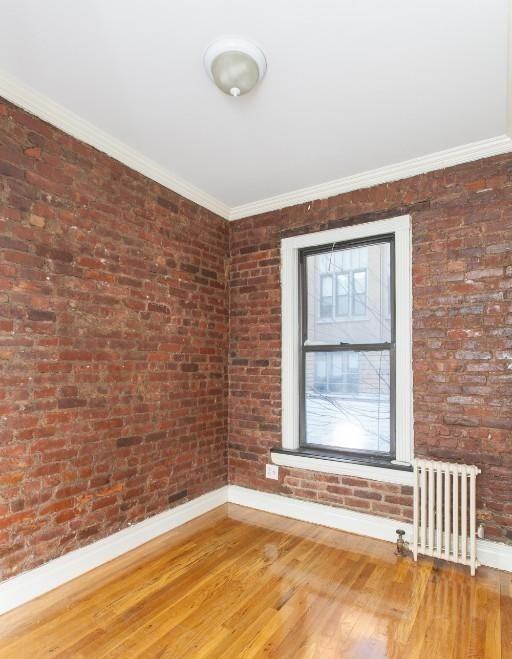 E 13th St #2D - Photo 2 of 5