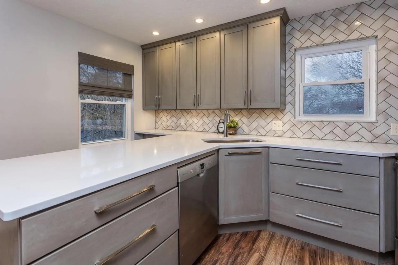 2330 Rose Rd - Photo 2 of 15