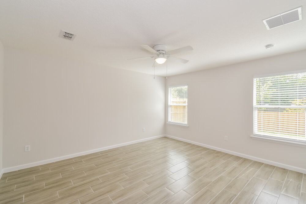 6087 Patriots Landing Ln - Photo 6 of 16