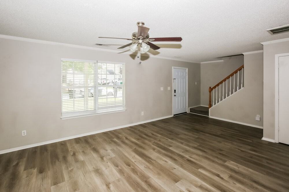 3079 Champion Ln Sw - Photo 6 of 17