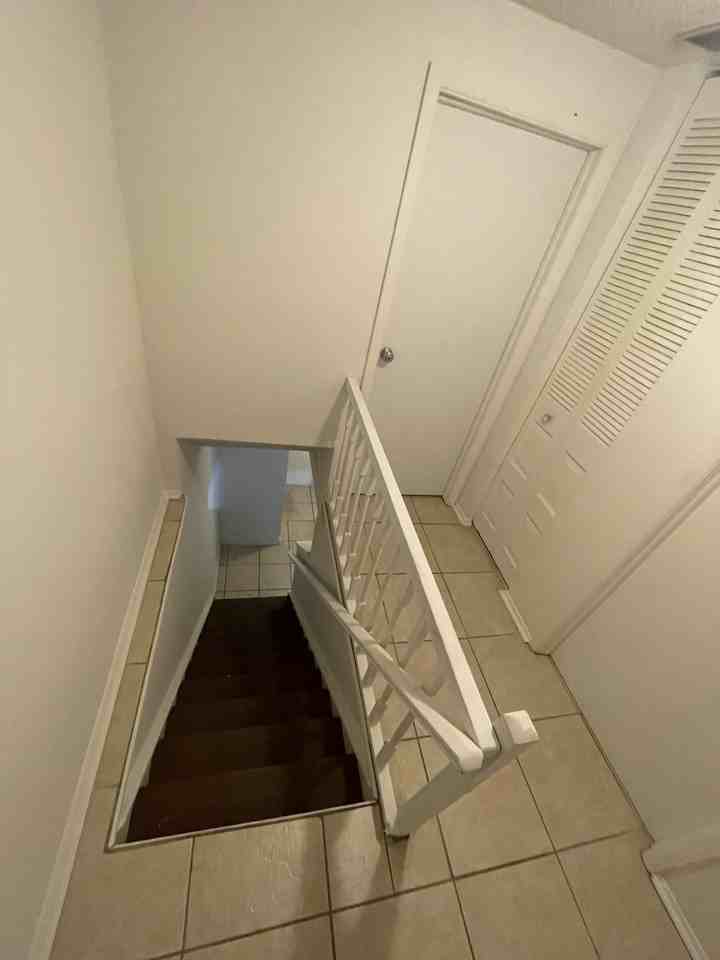 9432 Lexington Circle #D - Photo 7 of 9