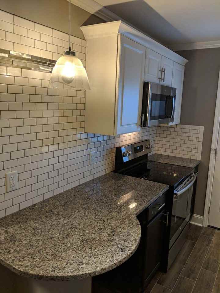 Frost Courtyard Apartments - - Photo 4 of 17