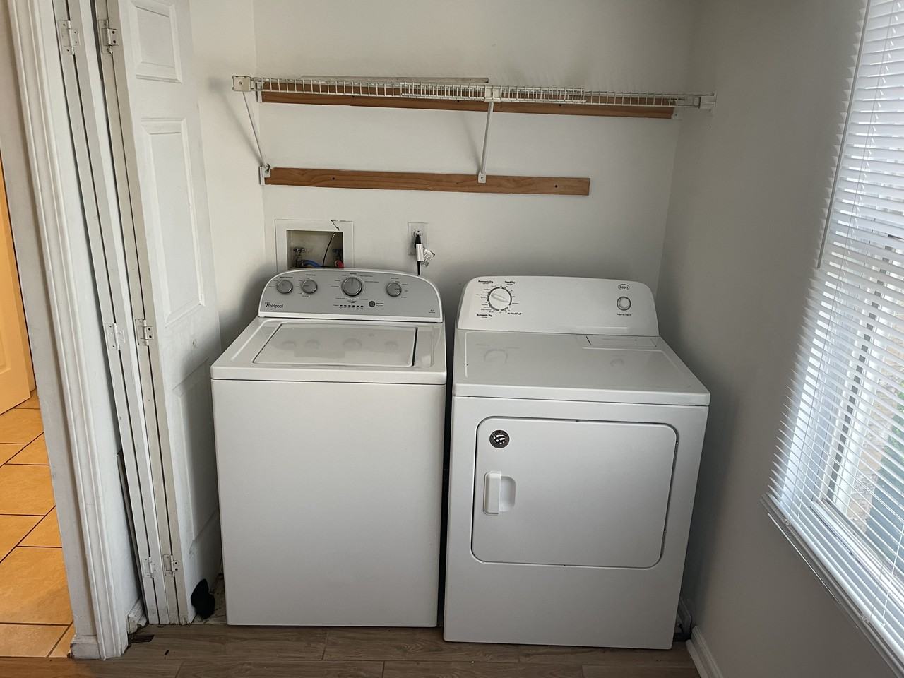 9600 Vinca Circle #A - Photo 4 of 12