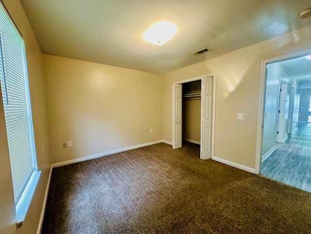 5564 Banyan Court - Photo 4 of 10