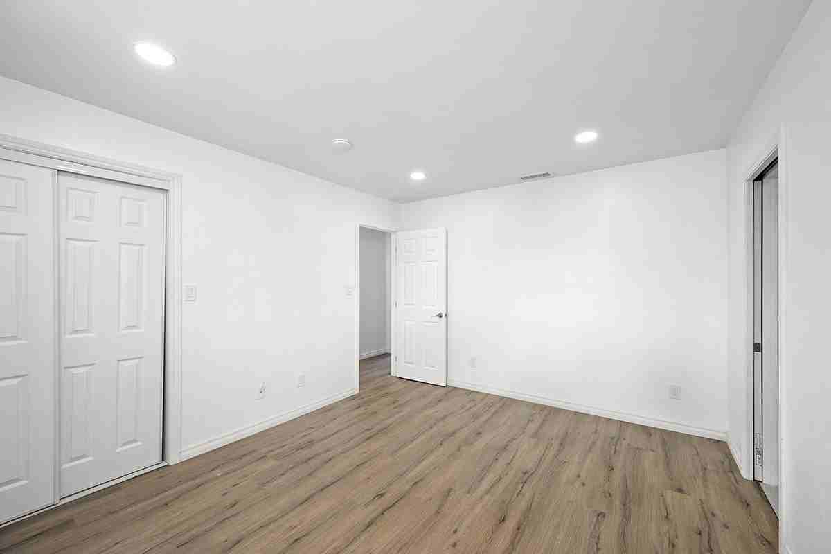 3352 Altadena Ave - Photo 2 of 20