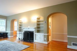 featured image of 800 Maplewood Ave