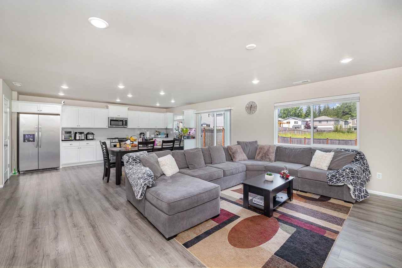 13315 326th Ct Se - Photo 5 of 26