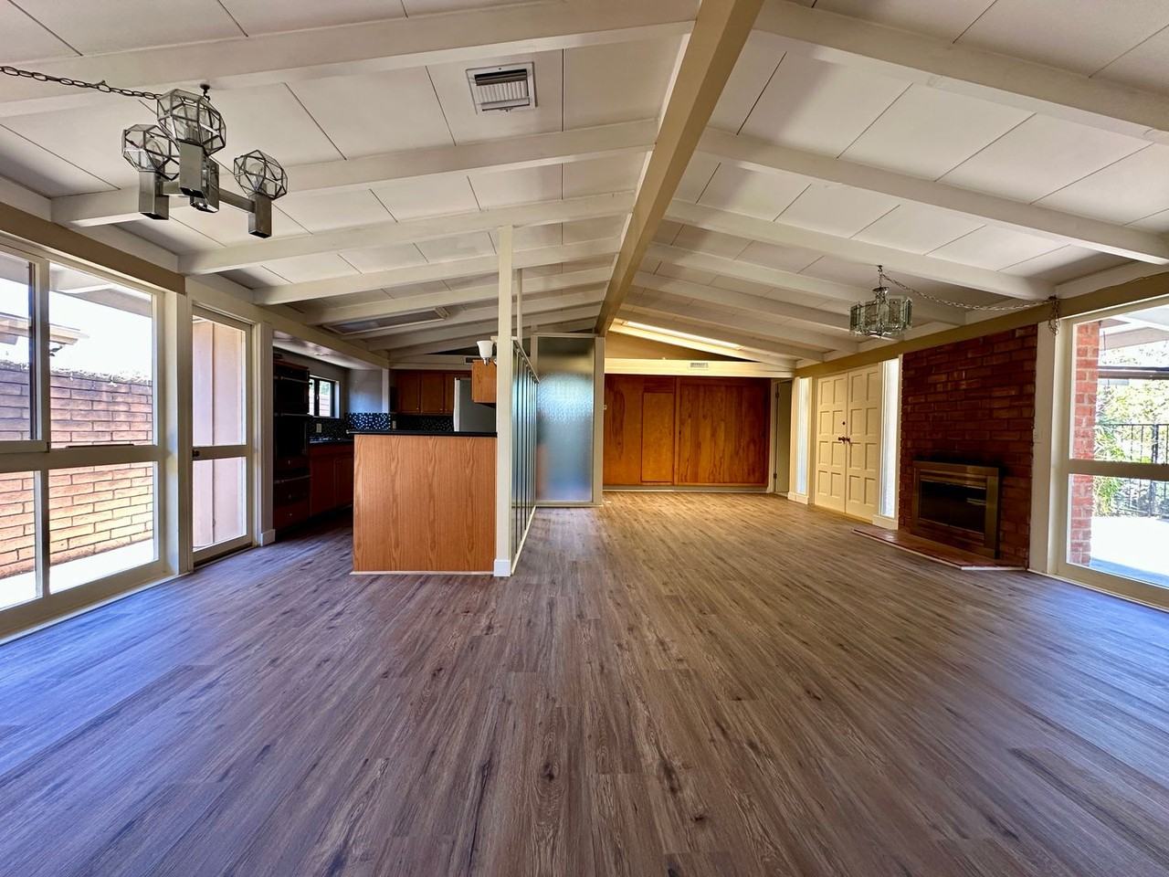 3163 Stevely Ave - Photo 3 of 18