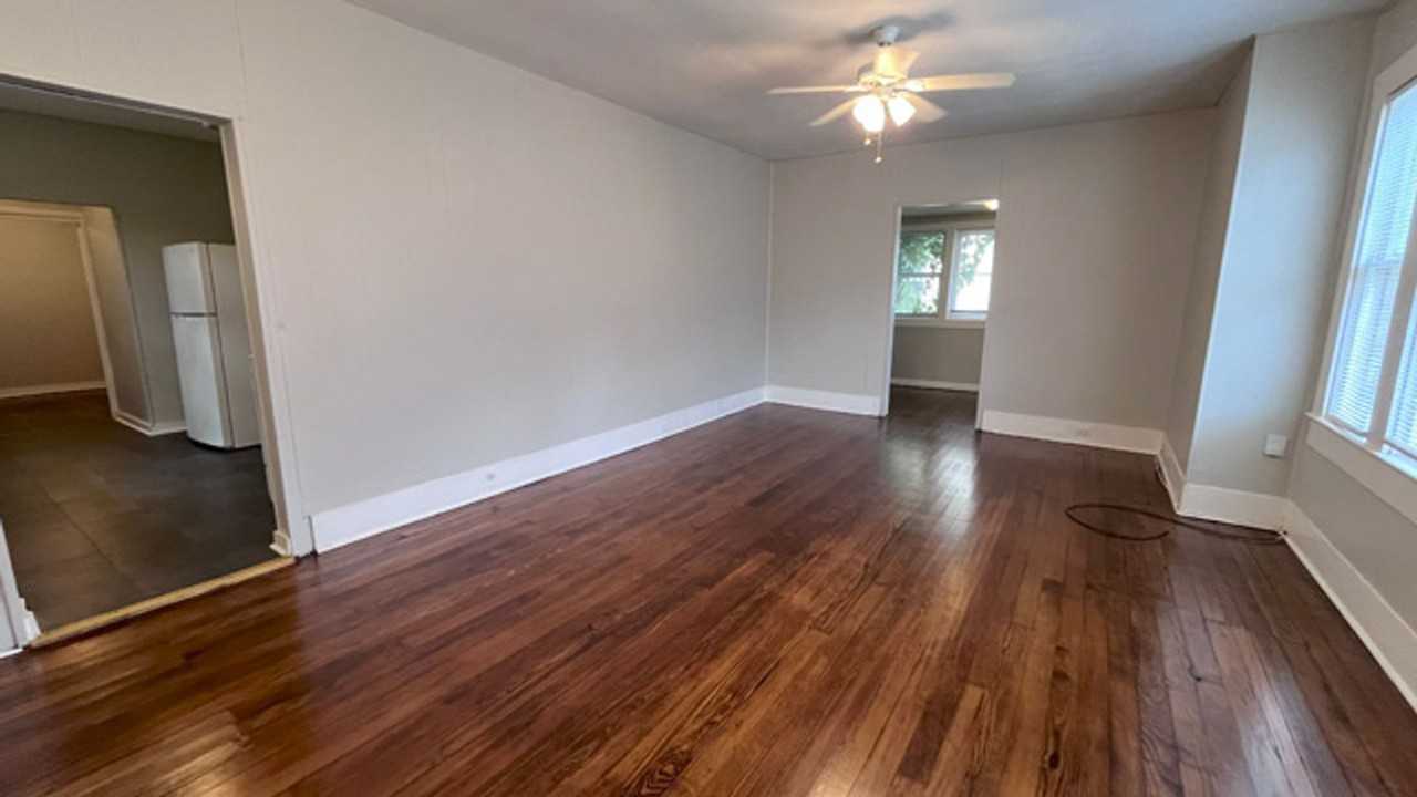 855 Gulf - Photo 4 of 12