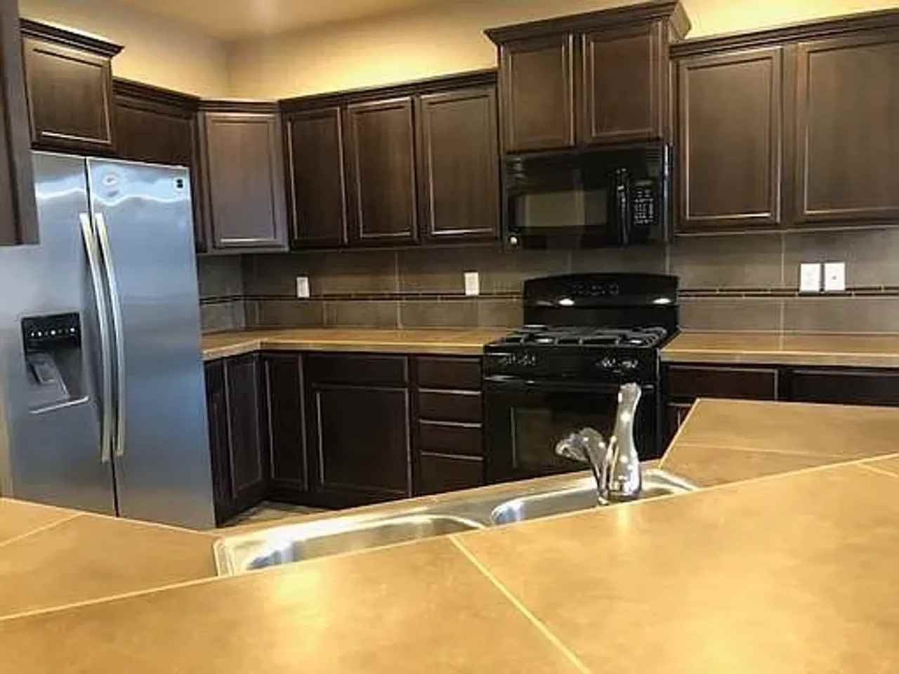 2661 Nw Brianna St - Photo 6 of 11
