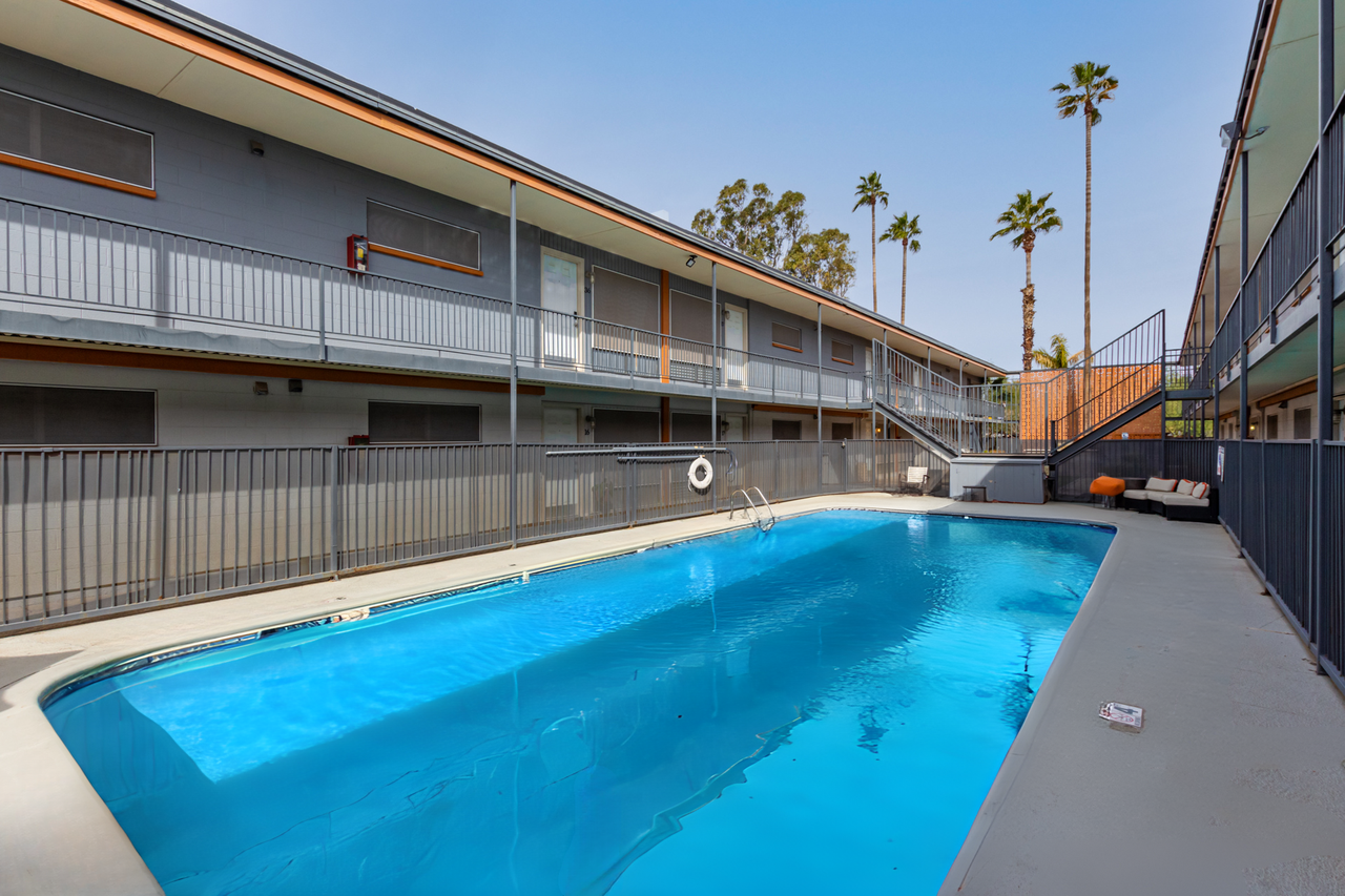 Decco 109 | Tempe Apartments - Photo 4 of 50