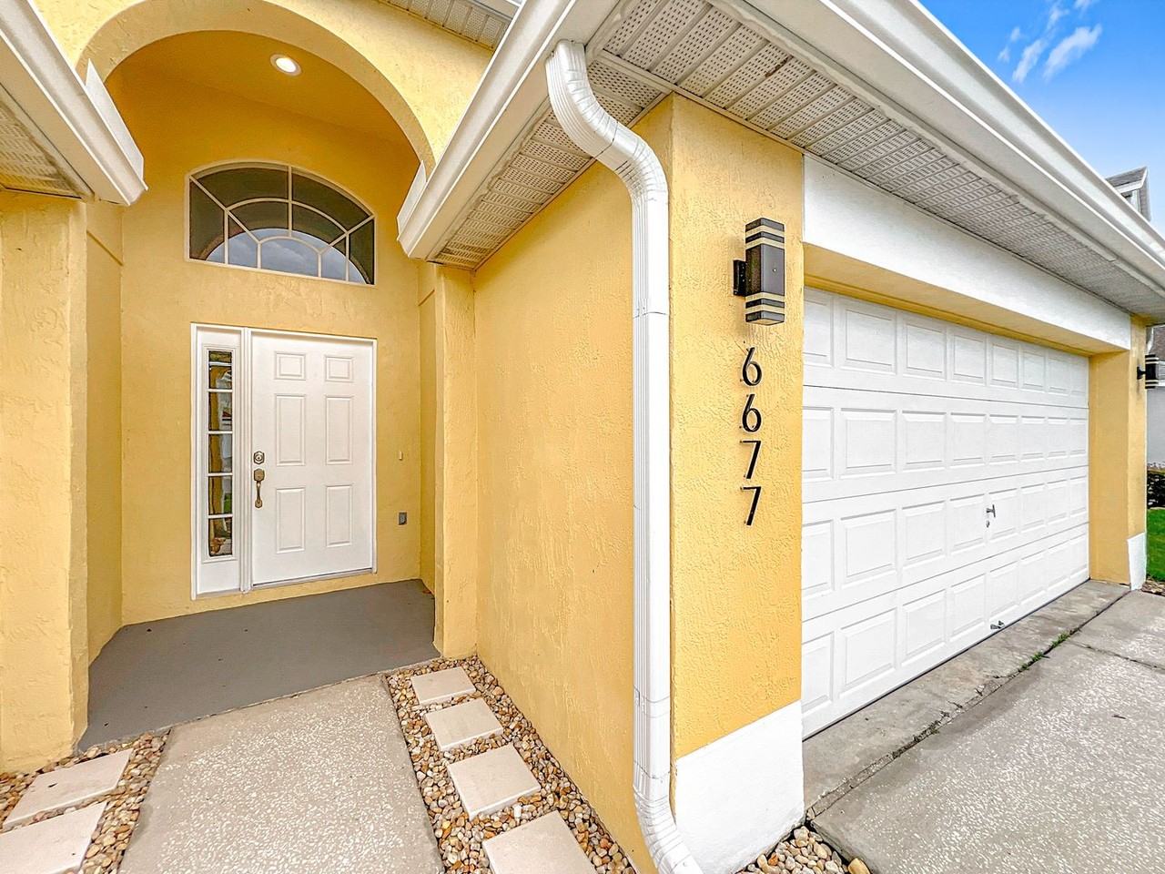 6677 Cherry Grove Cir - Photo 2 of 50