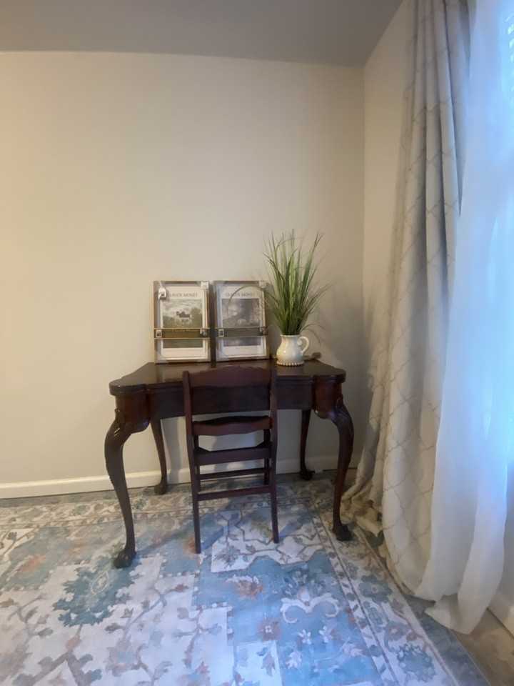 1498 Daniel Rd - Photo 3 of 17