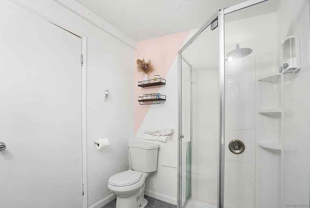 577 Florence Street - Photo 3 of 7