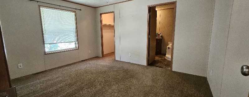 121 W Adams St - Photo 2 of 17