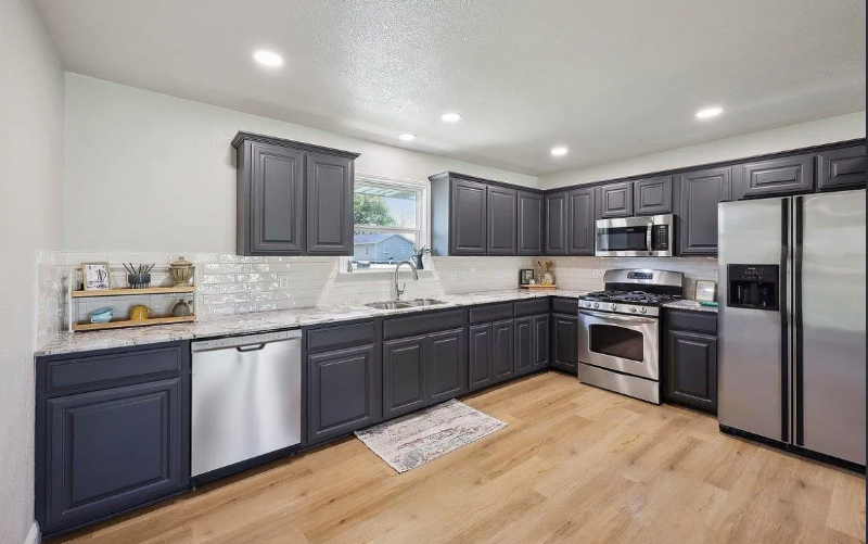 313 Devillier St - Photo 2 of 14