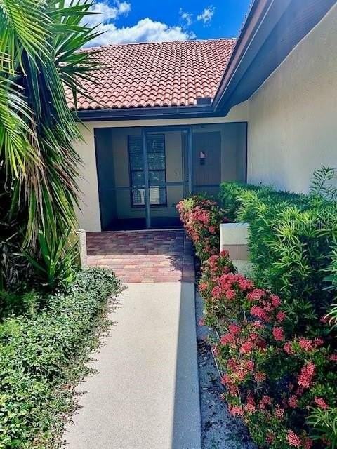 230 Laurel Hollow Dr - Photo 4 of 45